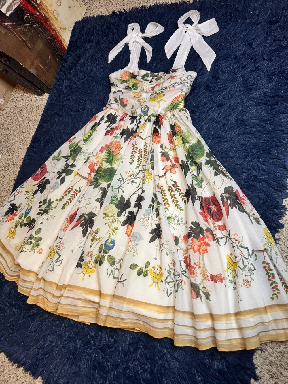 NWOT Alice + Olivia Haven Corset Flared Floral Print Midi Dress. Size 10/M